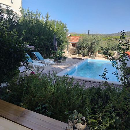Vacation House Milka Milna  Luaran gambar