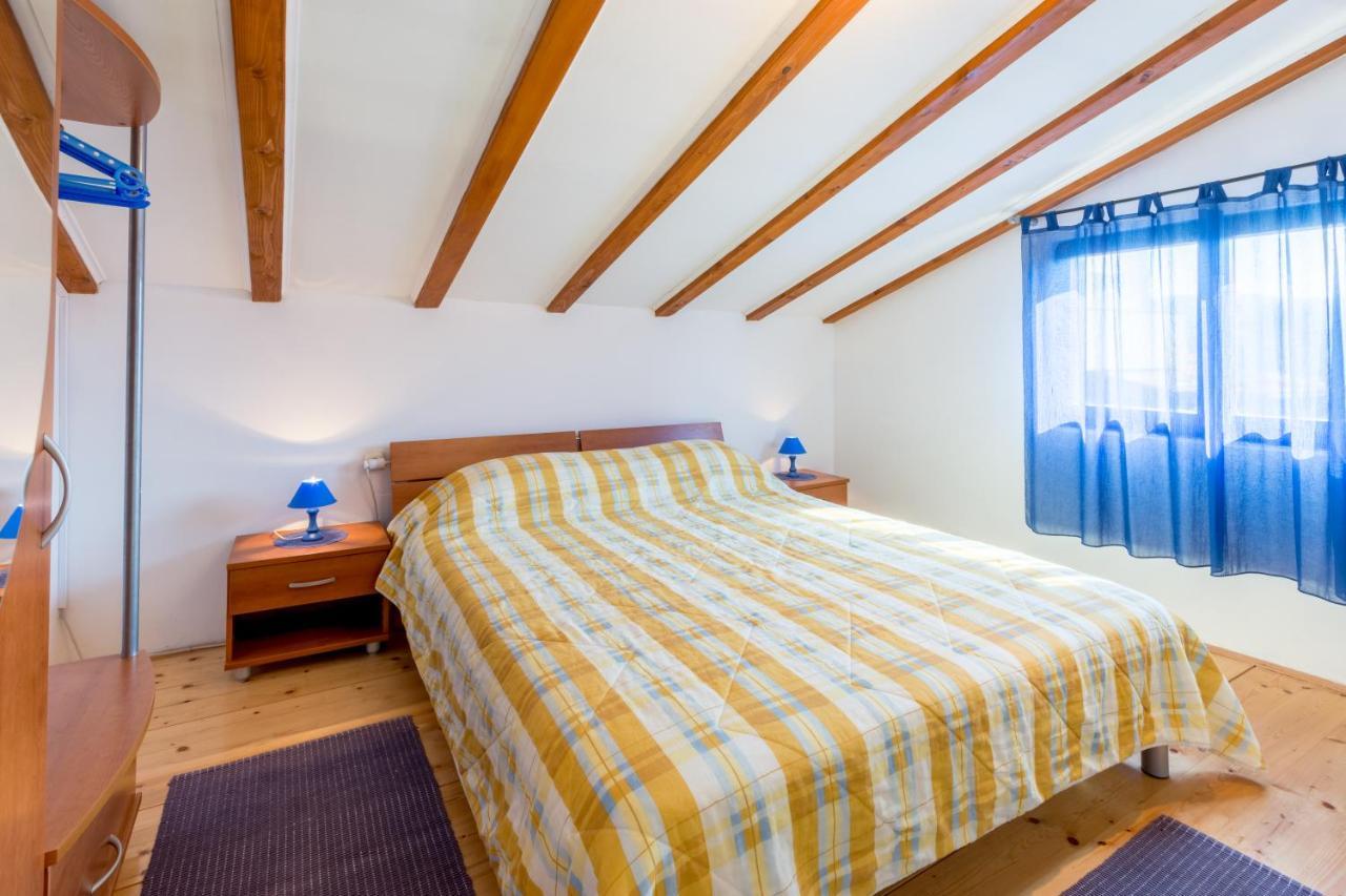 Vacation House Milka Milna  Luaran gambar