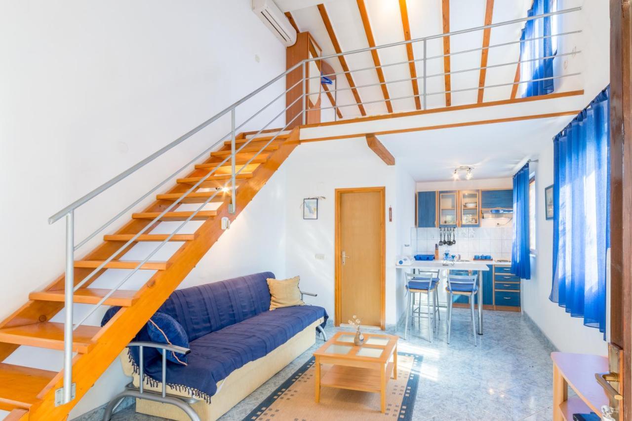 Vacation House Milka Milna  Luaran gambar