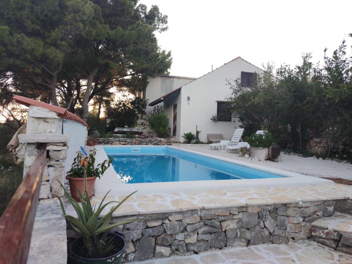 Vacation House Milka Milna  Luaran gambar