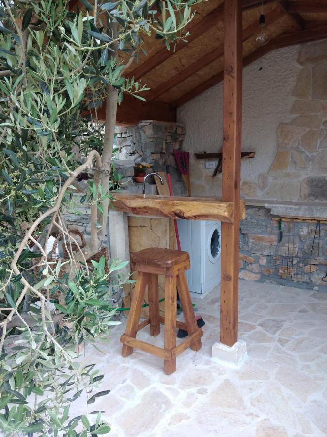 Vacation House Milka Milna  Luaran gambar